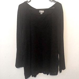 Black top with studded hem and mesh inset sz 3X